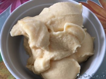 Sorbetto alla pesca