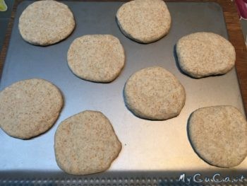 Focaccina semi integrale con latte di soia