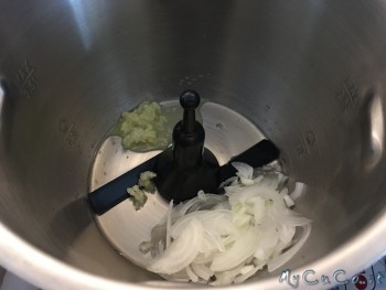 Olio, cipolla, aglio e zenzero