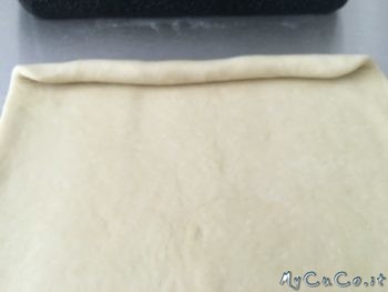 arrotolare l'impasto