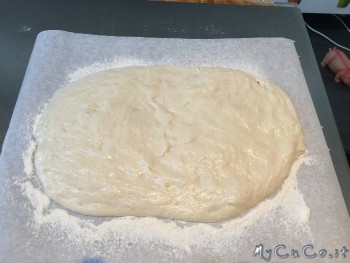 Impasto sulla spianatoia