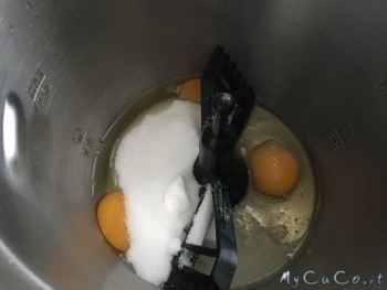 MyCuCo, torta di mele al vapore, uova,zucchero e sale