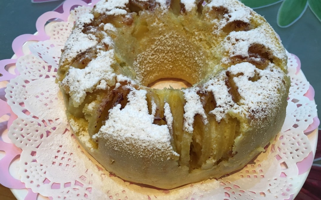 Torta di mele al vapore con il CuCo