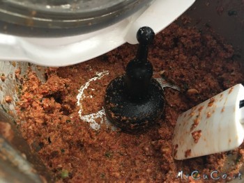 Pesto di pomodori secchi, mandorle, basilico e pinoli - My CuCo