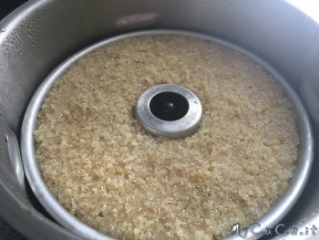 Quinoa con datterini, origano e olio evo, MyCuCo