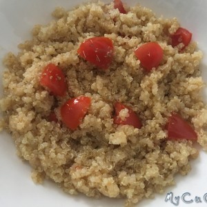 Quinoa con datterini, origano e olio evo, MyCuCo