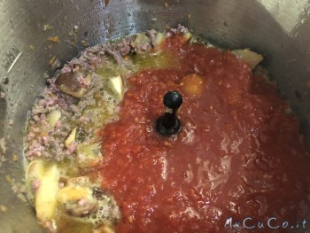 Ragù salsiccia e funghi - mycuco.it