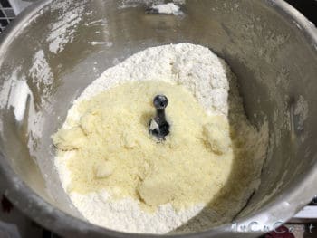 Pizza al formaggio pasquale - MyCuco.it