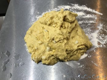 Pizza al formaggio pasquale - MyCuco.it