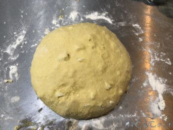 Pizza al formaggio pasquale - MyCuco.it