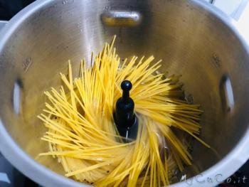 Spaghetti cacio e pepe con il cuco - mycuco.it