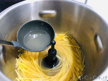 Spaghetti cacio e pepe con il cuco - mycuco.it