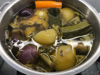 Brodo di pollo col CuCo Moulinex