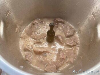 Spezzatino di manzo con porcini e curcuma - MyCuCo.it