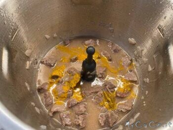 Spezzatino di manzo con porcini e curcuma - MyCuCo.it